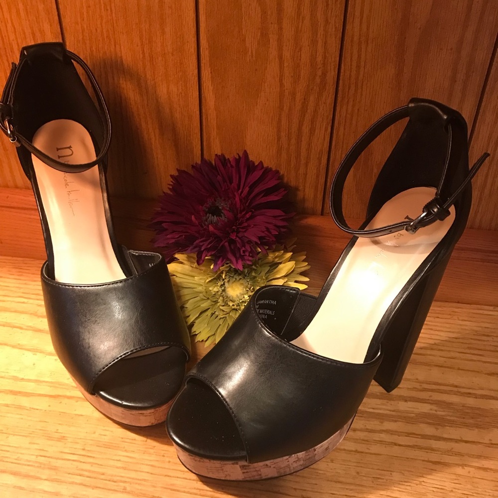 N by NICOLE MILLER Black Cork Heeled Sandals
